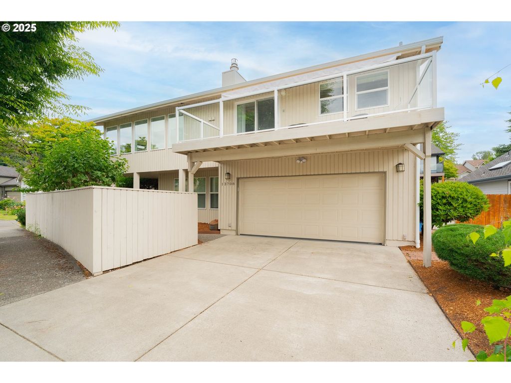 13708 Se 37TH St, Vancouver, WA 98683