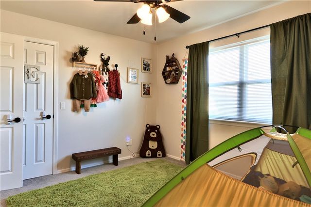 1227 W Countrywood Circle, Rogers, AR 72756