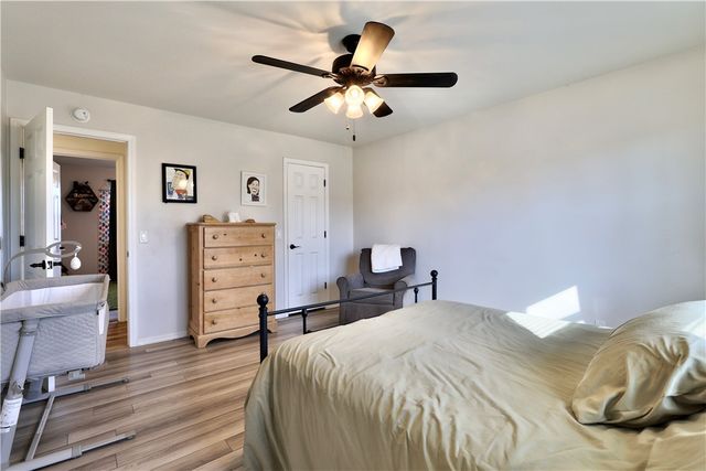 1227 W Countrywood Circle, Rogers, AR 72756