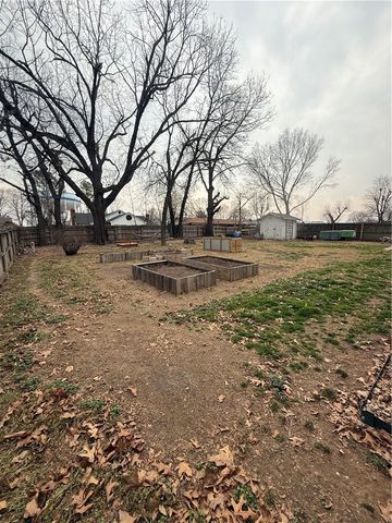 1227 W Countrywood Circle, Rogers, AR 72756