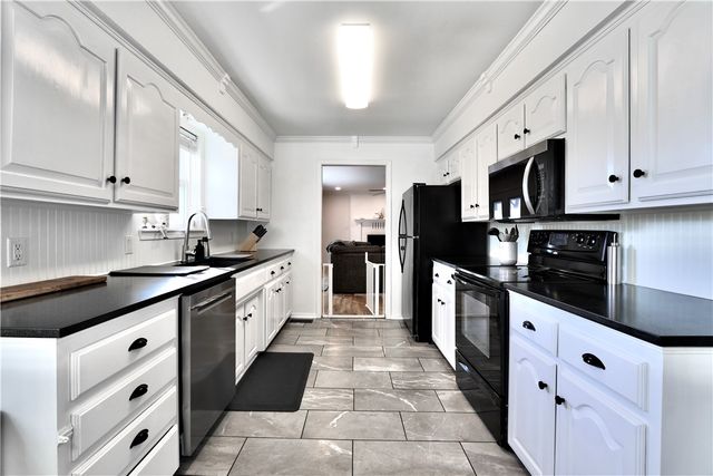 1227 W Countrywood Circle, Rogers, AR 72756