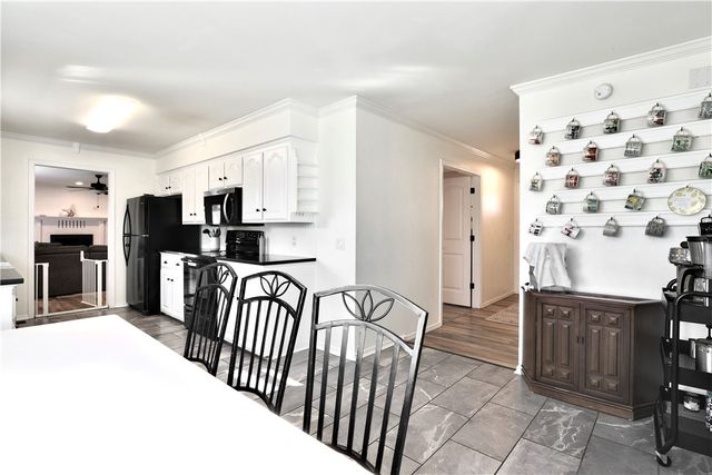 1227 W Countrywood Circle, Rogers, AR 72756