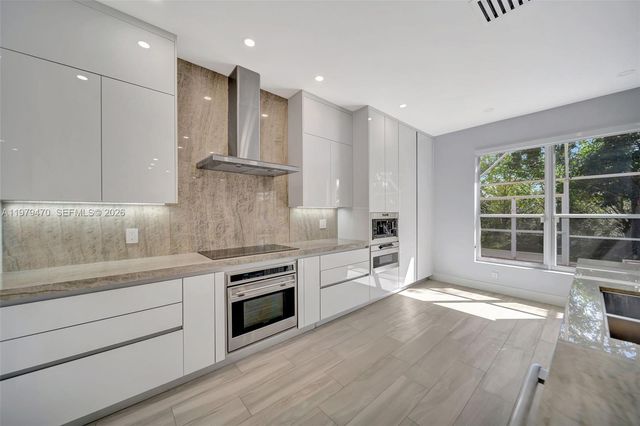 16340 SW 26th St, Miramar, FL 33027