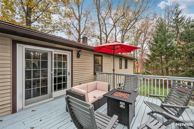 41 Shongum Road, Randolph Township, NJ 07869