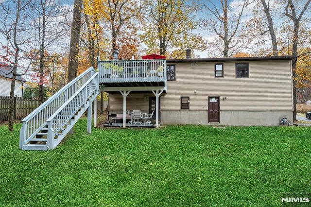 41 Shongum Road, Randolph Township, NJ 07869