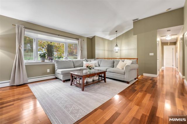 41 Shongum Road, Randolph Township, NJ 07869