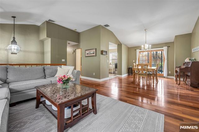 41 Shongum Road, Randolph Township, NJ 07869