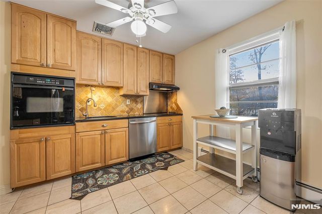 41 Shongum Road, Randolph Township, NJ 07869