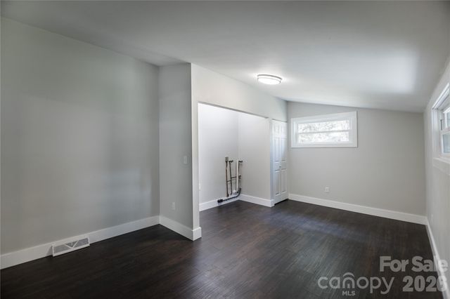 228 Grove Street, Brevard, NC 28712