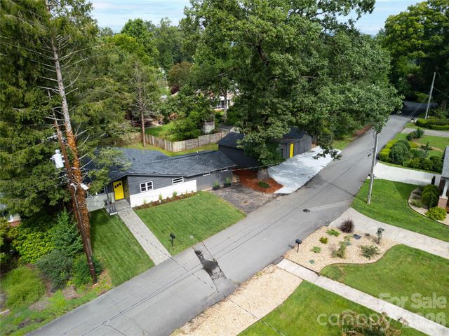 228 Grove Street, Brevard, NC 28712