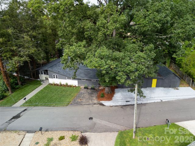228 Grove Street, Brevard, NC 28712