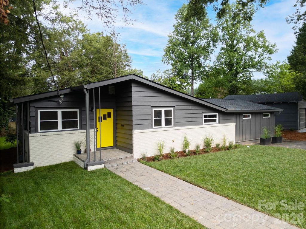 228 Grove Street, Brevard, NC 28712