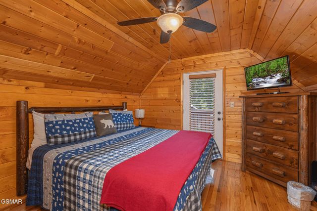 1504 Bears Den Way, Sevierville, TN 37862