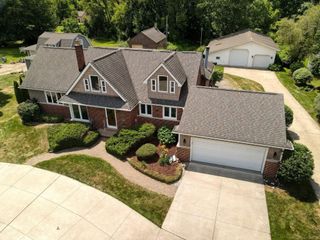 45821 North Avenue, Macomb Twp, MI 48042