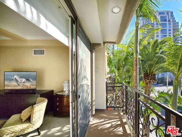 10795 Wilshire Boulevard 304, Los Angeles, CA 90024