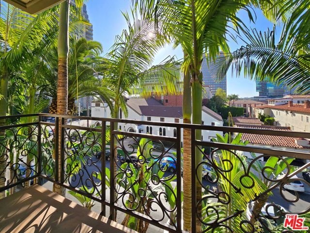 10795 Wilshire Boulevard 304, Los Angeles, CA 90024