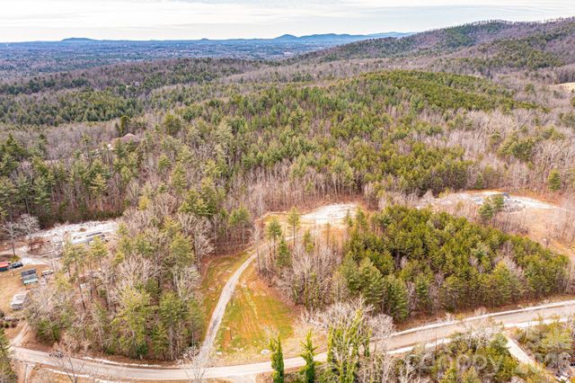 3941 Fox Winkler Road, Lenoir, NC 28645