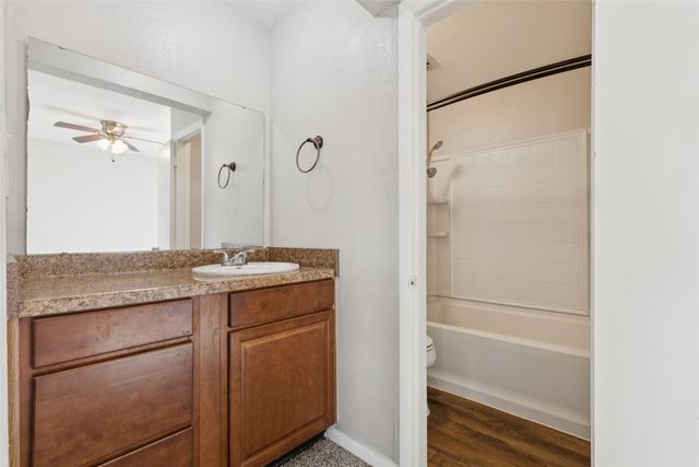 10609 Seagoville Road, Dallas, TX 75217