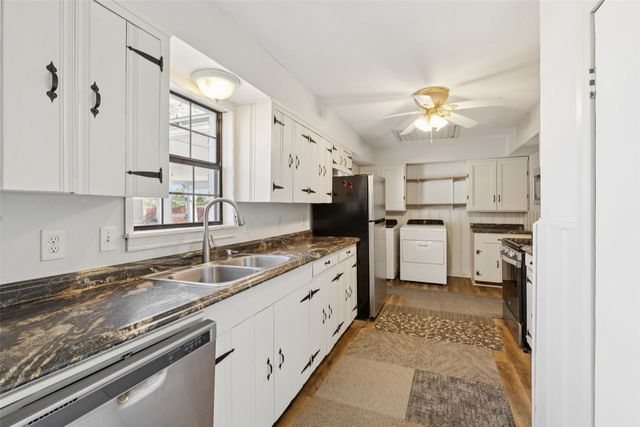 10609 Seagoville Road, Dallas, TX 75217