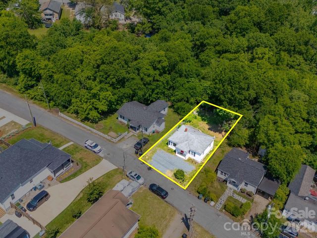 83 Woodsdale Place SE, Concord, NC 28025