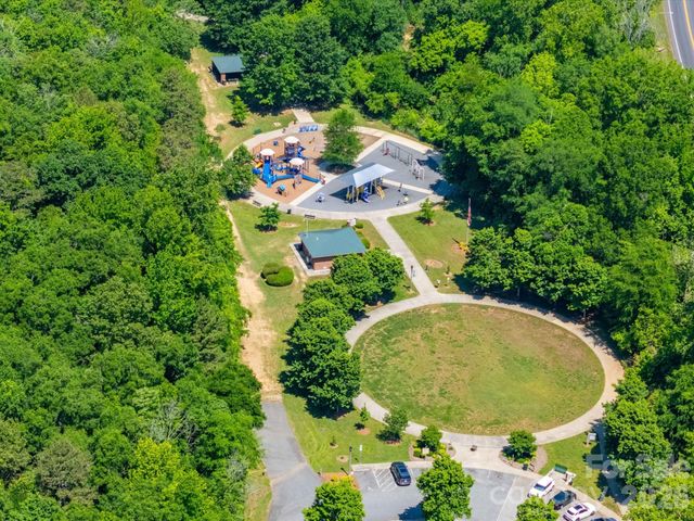 83 Woodsdale Place SE, Concord, NC 28025