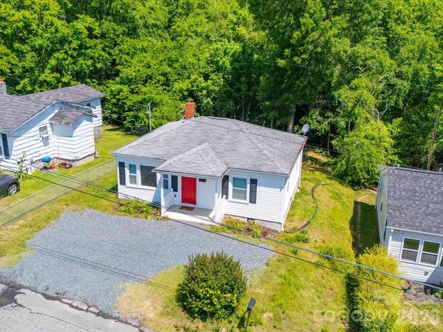 83 Woodsdale Place SE, Concord, NC 28025