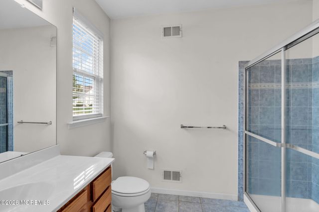 16 Tisdale Road, Manchester, NJ 08759