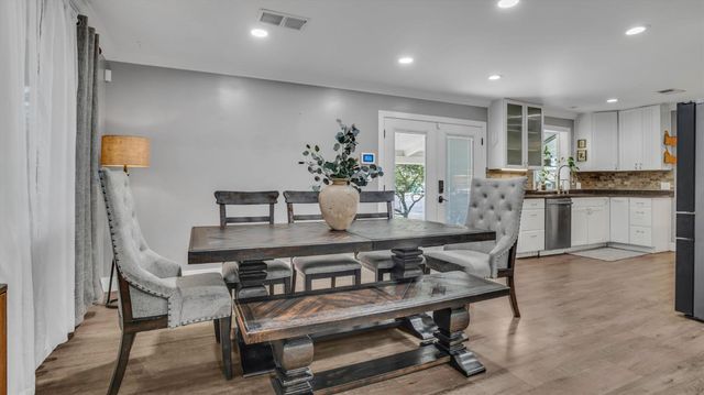 2331 E Woodson Rd, Acampo, CA 95220