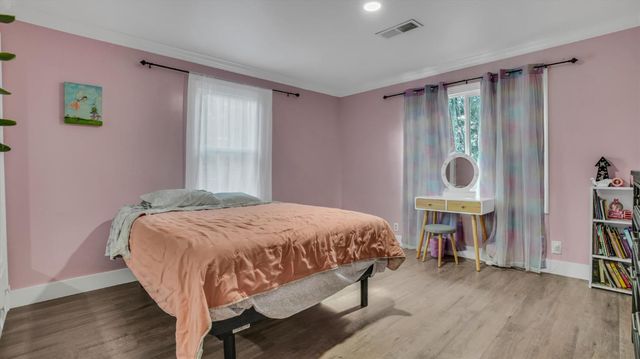 2331 E Woodson Rd, Acampo, CA 95220