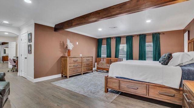 2331 E Woodson Rd, Acampo, CA 95220