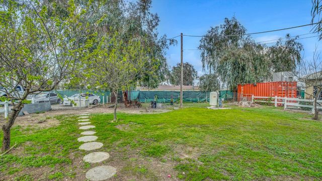 2331 E Woodson Rd, Acampo, CA 95220