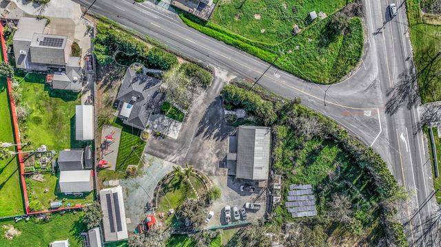 2331 E Woodson Rd, Acampo, CA 95220