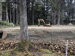 27885 SANDLAKE Rd, Cloverdale, OR 97112