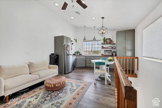 3296 E 2000 S, St. George, UT 84790