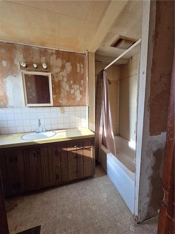 400 Parker Avenue, Osawatomie, KS 66064