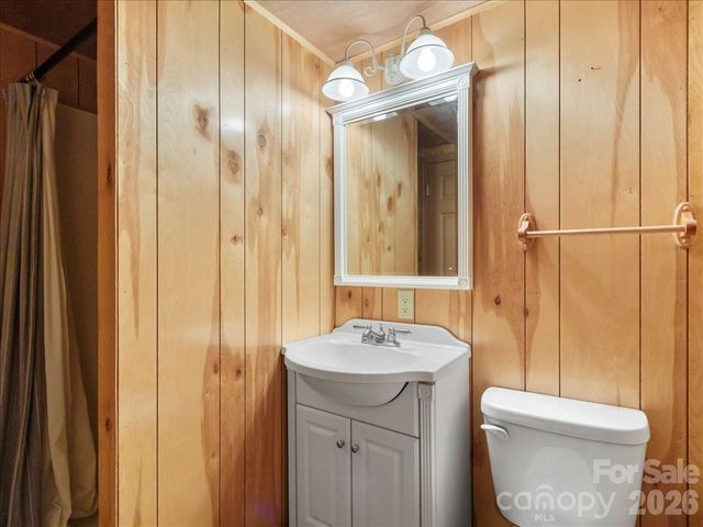 16 Turtle Dove Trail, Burnsville, NC 28714