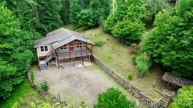 16 Turtle Dove Trail, Burnsville, NC 28714