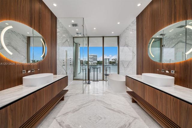 5 Grove Isle Drive S302, Coconut Grove, FL 33133