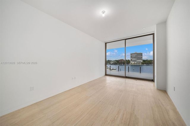 5 Grove Isle Drive S302, Coconut Grove, FL 33133