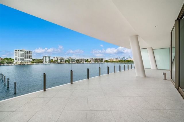 5 Grove Isle Drive S302, Coconut Grove, FL 33133