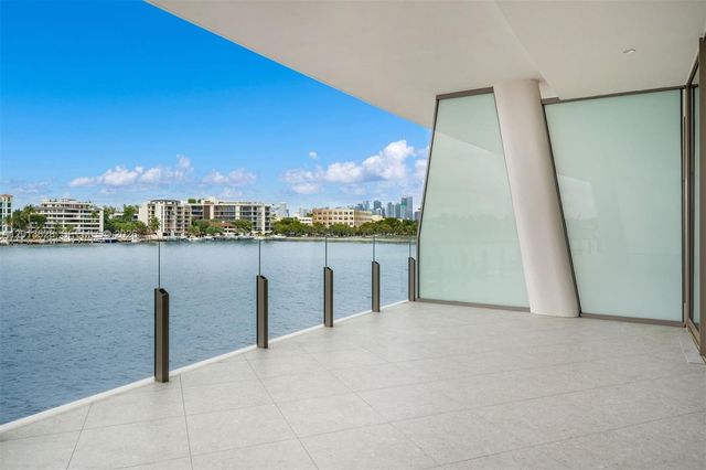 5 Grove Isle Drive S302, Coconut Grove, FL 33133