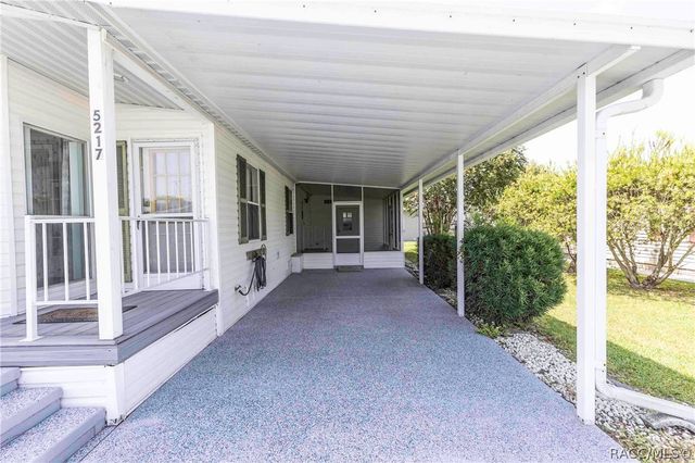 5217 Cambridge Court, Wildwood, FL 34785
