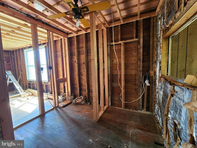 6308 BEECHWOOD RD, Baltimore, MD 21239