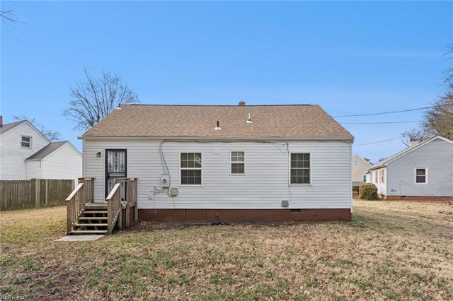 1152 Orcutt AVE, Newport News, VA 23607