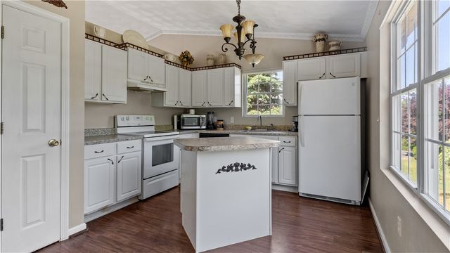 66 Hunters Crossing Drive, Coventry, RI 02816
