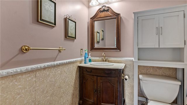 66 Hunters Crossing Drive, Coventry, RI 02816