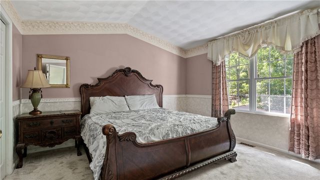 66 Hunters Crossing Drive, Coventry, RI 02816