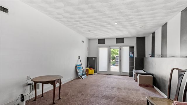 66 Hunters Crossing Drive, Coventry, RI 02816
