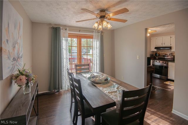 2220 Elm Trace Street, Austintown, OH 44515