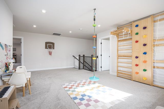 5012 Great Falls Ct, College Grove, TN 37046